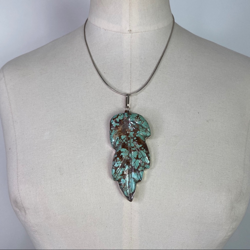 Stunning HUGE carved leaf feather turquoise SS